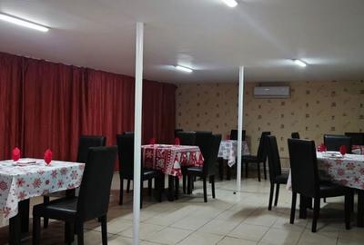 Spațiu comercial, de 100 mp, în Poarta 6 - 6