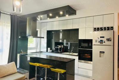 Apartament 3 camere de vanzare Flore?ti, zona Eroilor, ansamblul NEW CITY