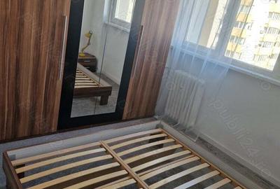 Apartament cu 3 camere decomandat în Colentina