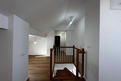 Apartament complet renovat cu scara interioara - 20