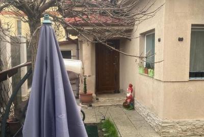 Bratianu, casa 3 camere de vanzare, mobilata, gaze, vanzari Constanta, - 1