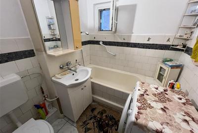 Apartament cu 3 camere decomandat, mobilat în Alexandru cel Bun - 18