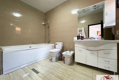 Casă individuală cu 3 camere cu Canalizare în Central - 4