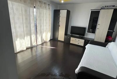 Se vinde apartament cu 2 camere - 1