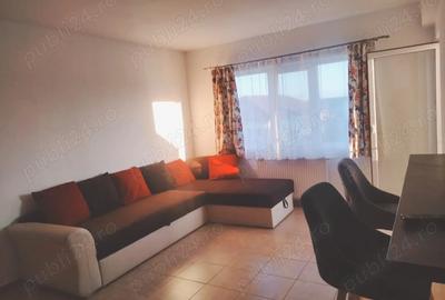Proprietar , vand apartament decomandat ,3 camere - 10