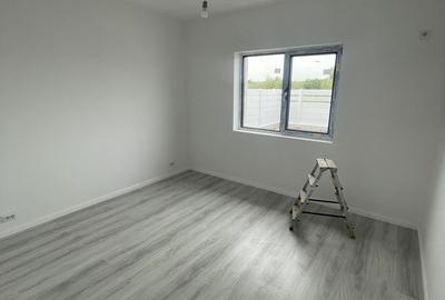 Casă cu 4 camere cu Teren 342 Mp în Clinceni - 5