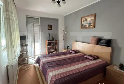 Casă cu 7 camere cu Teren 300 Mp în Titulescu - 18