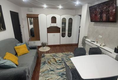 Apartament cu 2 camere decomandat în Central - 3