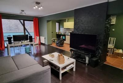 Apartament cu 2 camere decomandat, mobilat în Centrul Istoric