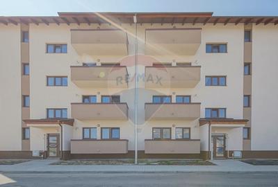 Apartament cu 2 camere decomandat, mobilat în Sânpetru