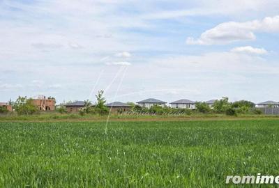 Teren intravilan in zona rezidentiala, la 1 km de A0 si A1 - 6