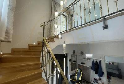 Casă cu Teren 1042 Mp în Cornu - 4