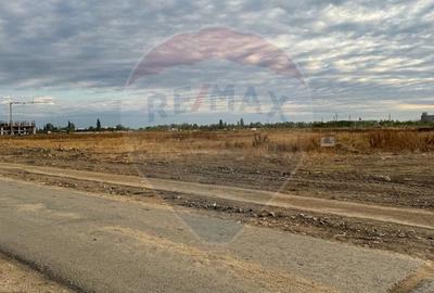 Teren intravilan de 9400 mp, în Theodor Pallady - 9
