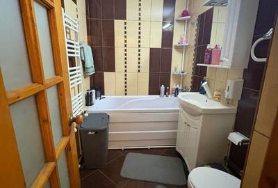 Apartament cu 3 camere decomandat, mobilat în Frumoasa - 12