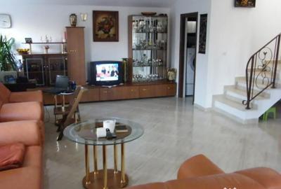 Casă cu 4 camere în Central - 6