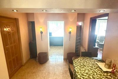Apartament spa?ios de vanzare 4 camere - 2