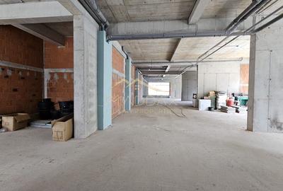 Spatiu comercial cu piscina acoperita***512mp utili//Pipera - 1