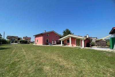 Casă cu 7 camere cu Teren 1717 Mp în Drăguțești - 5