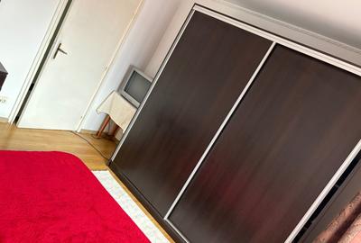 Apartament cu 2 camere decomandat în Militari
