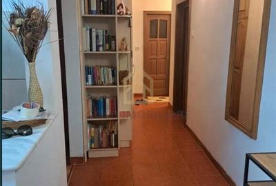Apartament cu 2 camere decomandat în Central - 2