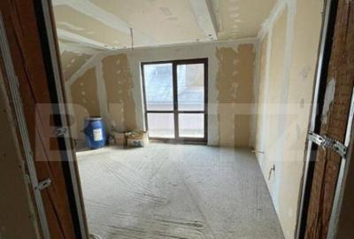Apartament cu destinatii multiple, semifinisat, 227 mp, zona - 17