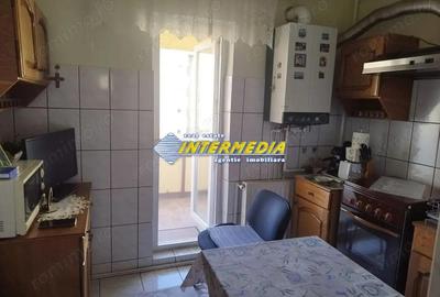 Apartament 2 camere decomandat 54 mp etaj 2 Cetate Stadion - 2