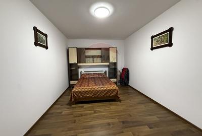 Casă individuală cu 7 camere cu Garaj în Central - 12
