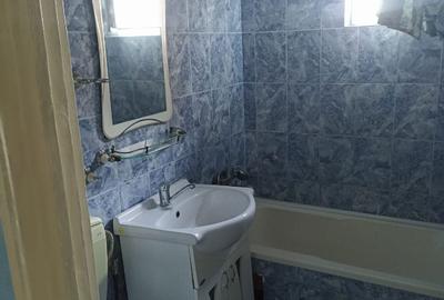 Apartament cu 3 camere decomandat în Viziru 3 - 3