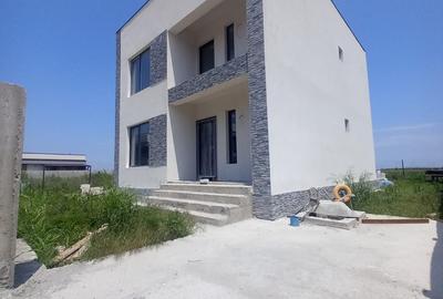 Casă individuală cu 5 camere cu Teren 510 Mp în Berceni - 2