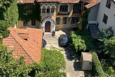 COMISION 0% - Vila interbelica, curte libera 362mp Cismigiu - Piata Victoriei - 1