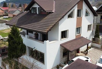 Casa superba in zona Bunloc, suprafata 340mp, mobilata complet - 19