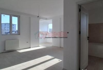 Garsonieră decomandată în Central - 3