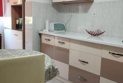 Apartament cu 3 camere decomandat în Central - 5