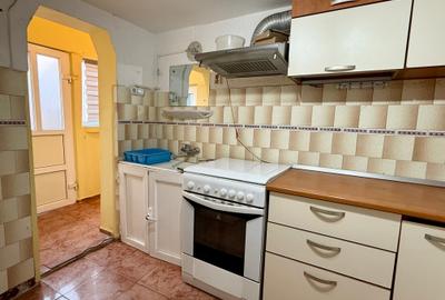 Comision 0% - Zona Stadion - Casa cu 3 camere si dependinte - 10