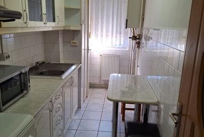 Apartament cu 3 camere semidecomandat în Central - 5