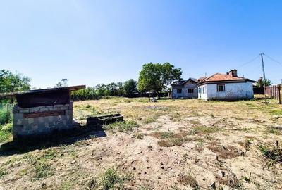 Casă cu 3 camere cu Teren 2000 Mp în Negrași - 13