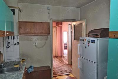 Apartament 3 camere vis a vis de Palas - 9