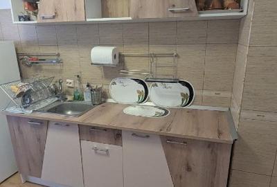 Apartament cu 3 camere decomandat în Mazepa 1