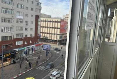 Apartament cu 3 camere decomandat în Central - 2