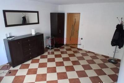 Garsonieră decomandată în Cantemir - 9