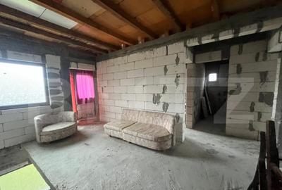 Casă cu 6 camere cu Teren 811 Mp în Central - 7