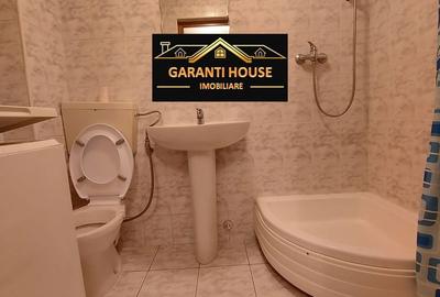 Apartament cu 2 camere decomandat în Republicii