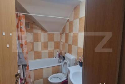 Apartament cu 2 camere semidecomandat în Girocului