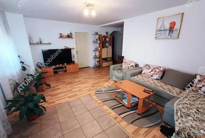 Casă cu 5 camere cu Canalizare în Vasile Aaron - 8