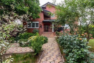 Vila 8 camere si 1.000 mp de teren in Corbeanca - 1