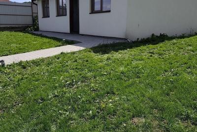 Casă cu 2 camere decomandat în Ruși - 4