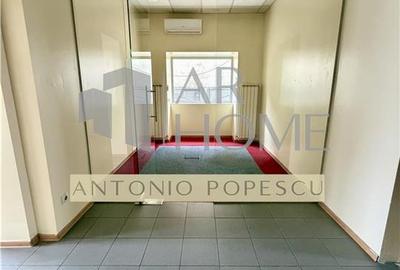 Spațiu comercial, de 65 mp, în Central - 12