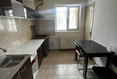 Apartament cu 2 camere decomandat în Drumul Taberei - 4