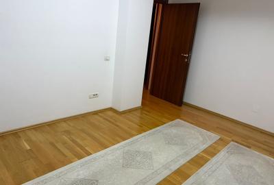 Apartament cu 3 camere decomandat, mobilat în Trocadero - 15