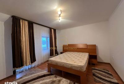 Casă cu 5 camere cu Teren 7145 Mp în Central - 9